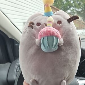 Plush Cupcake Cat Stuffed Toy - Gray Pink Blue - Kids Accessories Pusheen Nwt